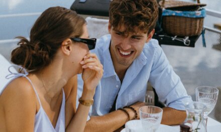 ONETWOpexels-koolshooters-9750735