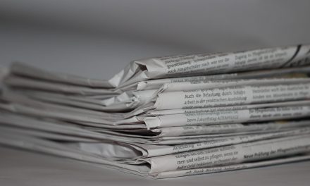 folded-newspapers-158651